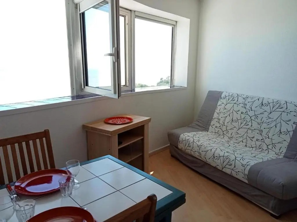 Appartement La Rochelle, 1 pièce, 2 personnes - FR-1-551-31