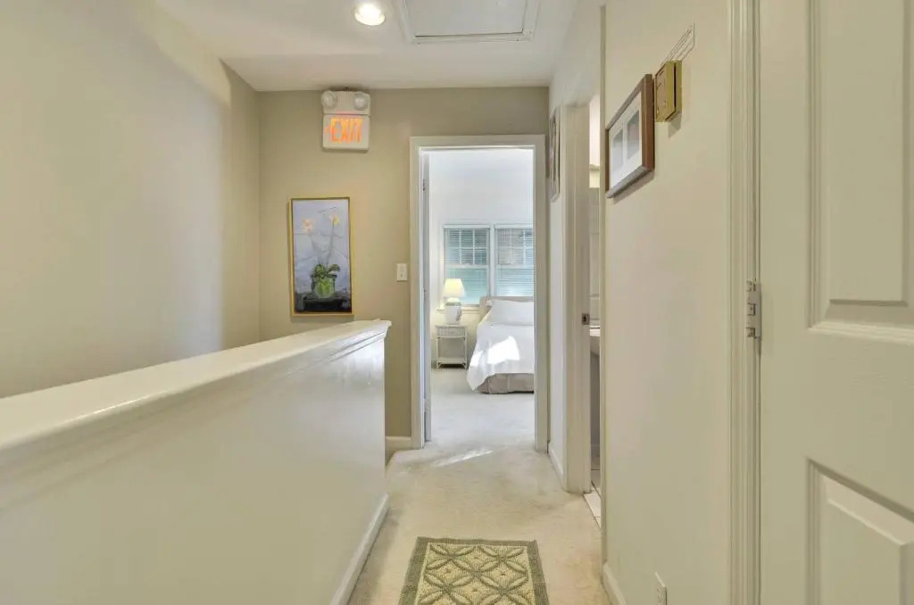 Artist Garden by Avantstay Great Location w/ Outdoor Dining, Shared Pool & Bbq! Month Long Stays