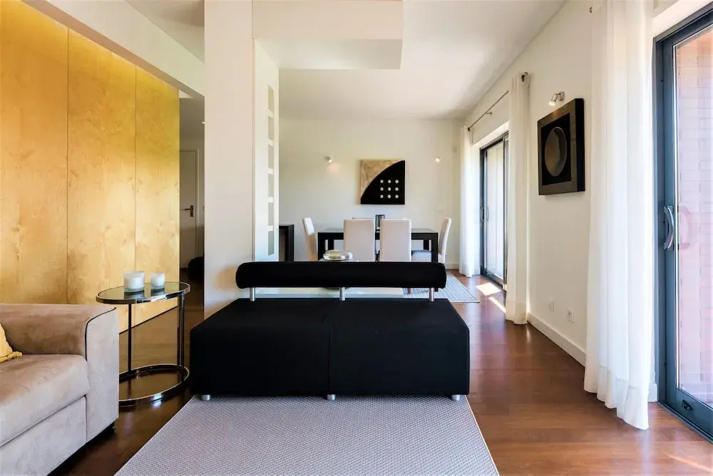 L Orangerie CA by Intiholidays