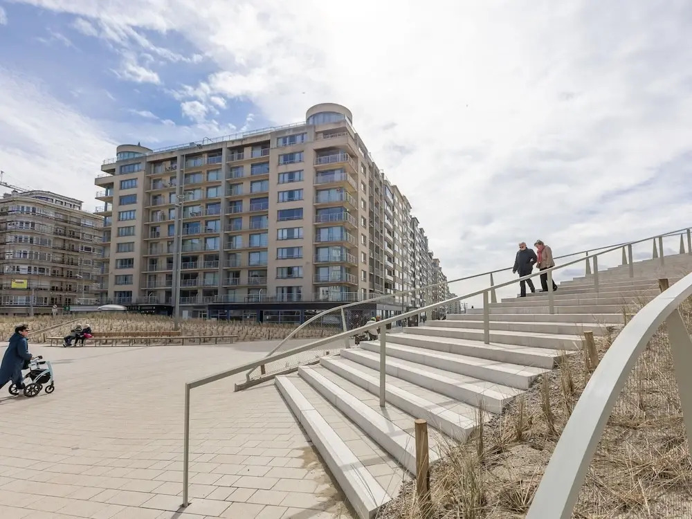 Apartment With Frontal Sea-views