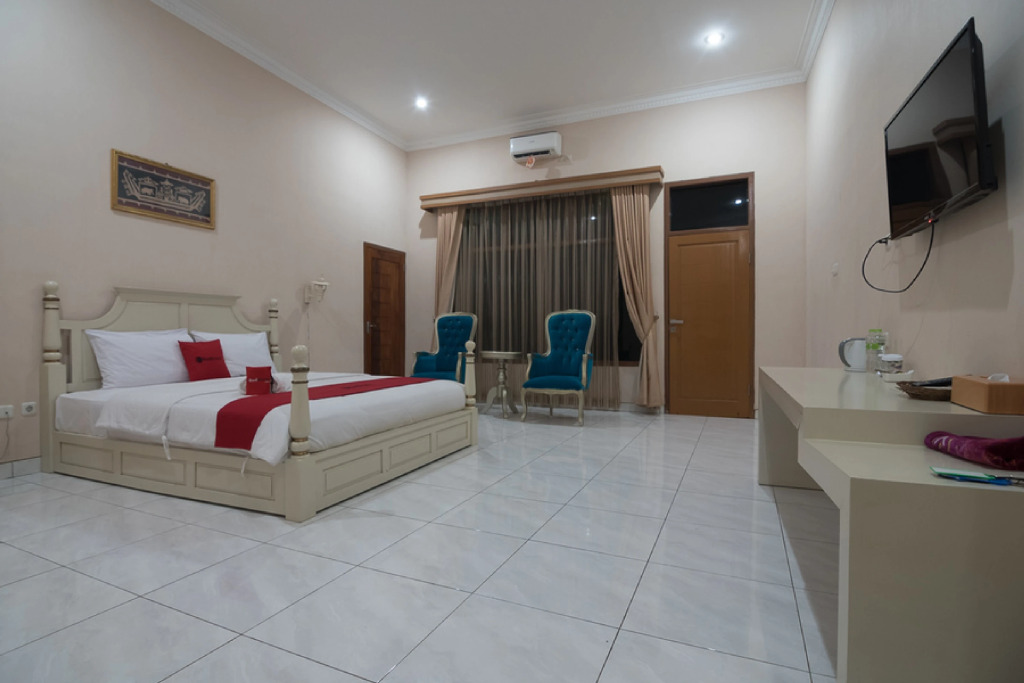 RedDoorz Premium @ Kahai Beach Lampung