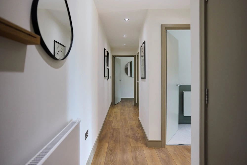 The Penny Court Apartment