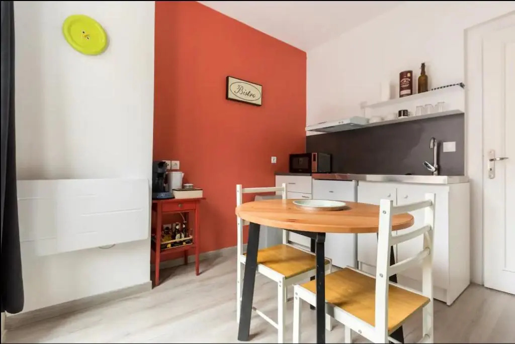 Apt B Boston, 25m2, Centre, Balcon