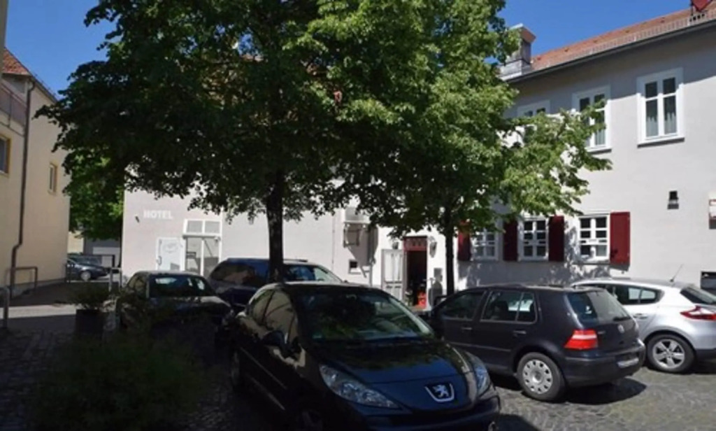 Hotel Nassauer Hof Frankfurt Zeilsheim