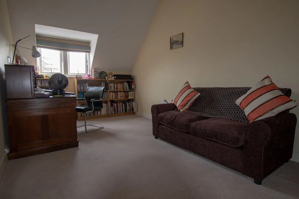 Central Kendal Deluxe