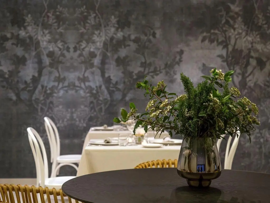 Talè Restaurant & Suite