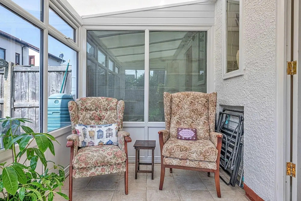 Cottage in Rhos-on-sea Near Sandy Beach