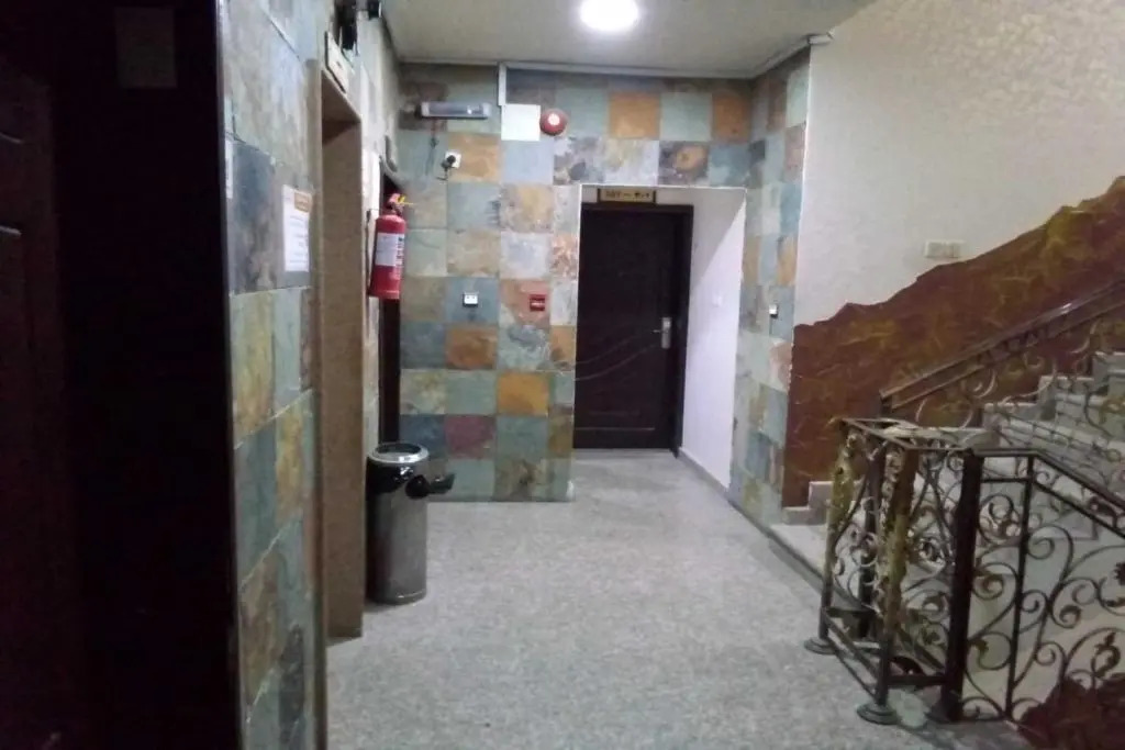 OYO 640 Home Furnished 3-Bedroom Apartment