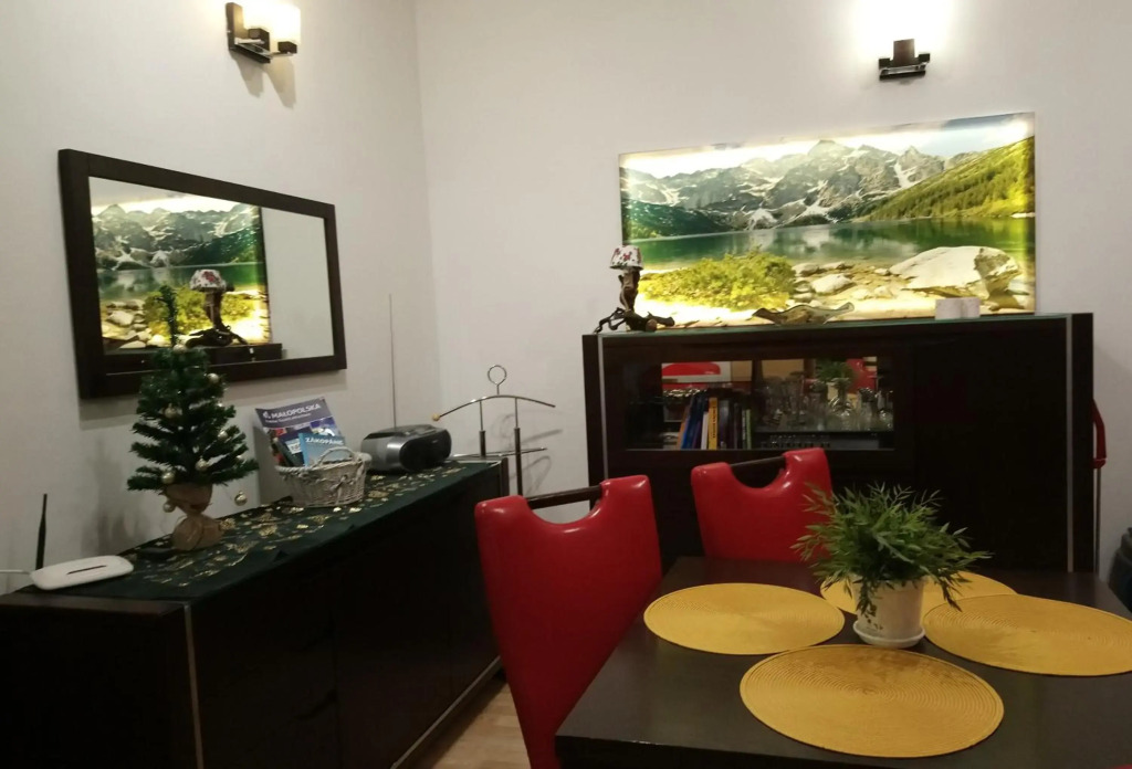 Apartament Radowid 15 w centrum z basenem