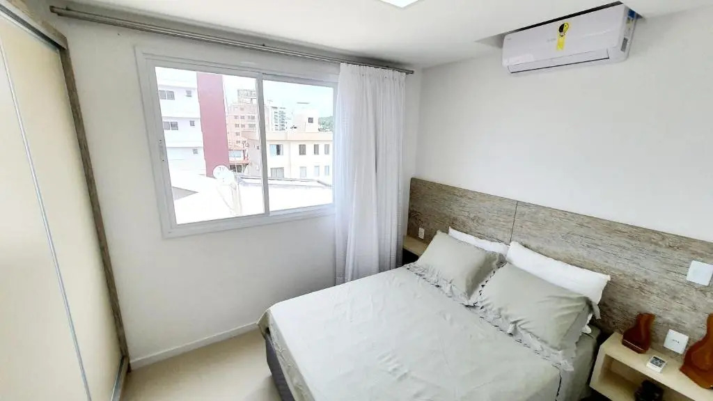 Residencial Renata - Apartamento na Praia de Palmas - 3 dormitórios a 300m da Praia