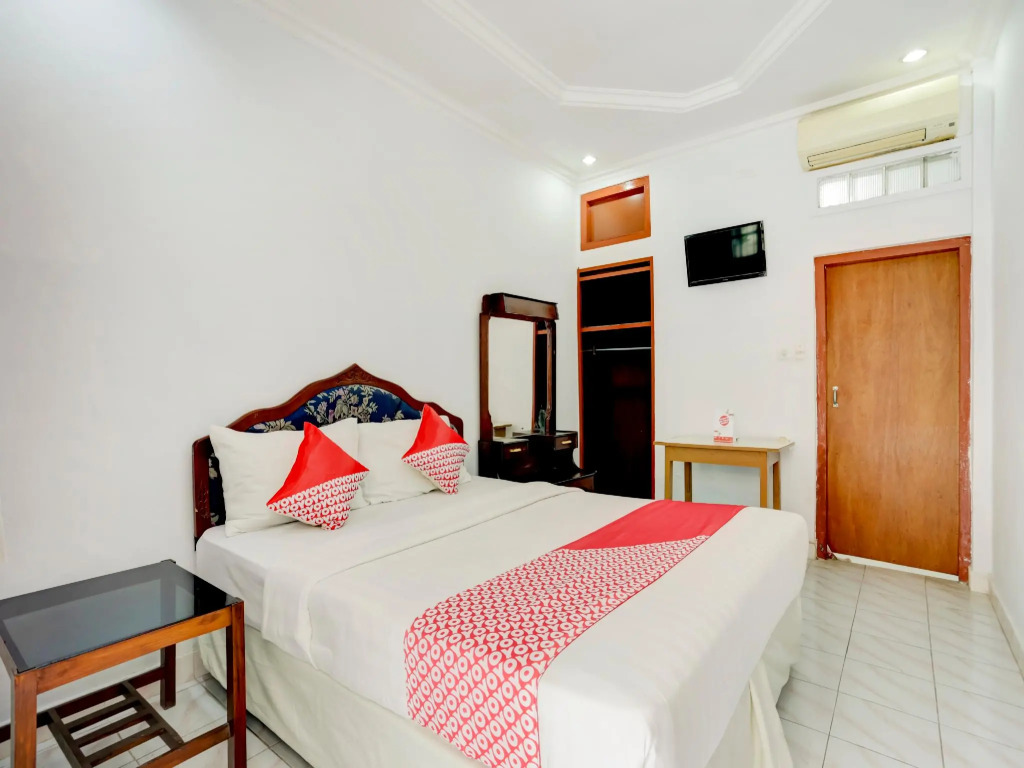 Hotel O Ratu