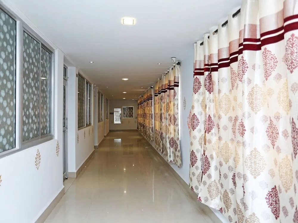 OYO 18501 The Palms Resort
