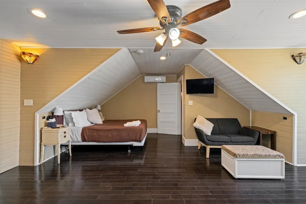 The Sells House 3 Bedroom Home