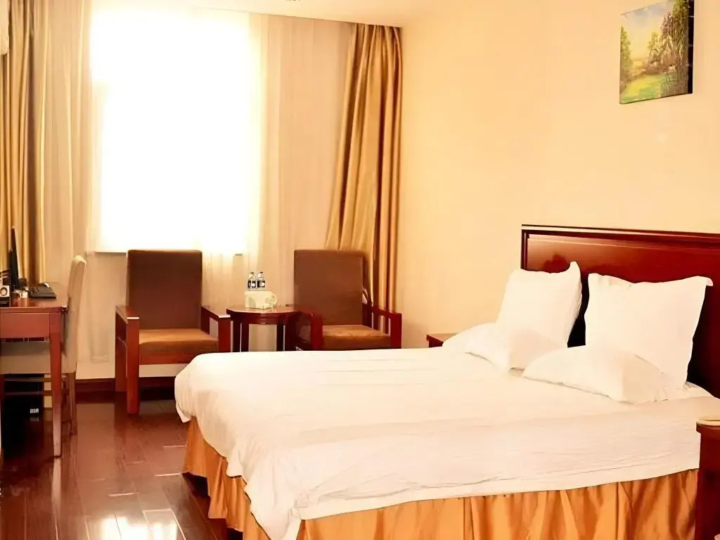 GreenTree Inn Shandong Qingdao Jiaozhou Sanlihe Park Express Hotel