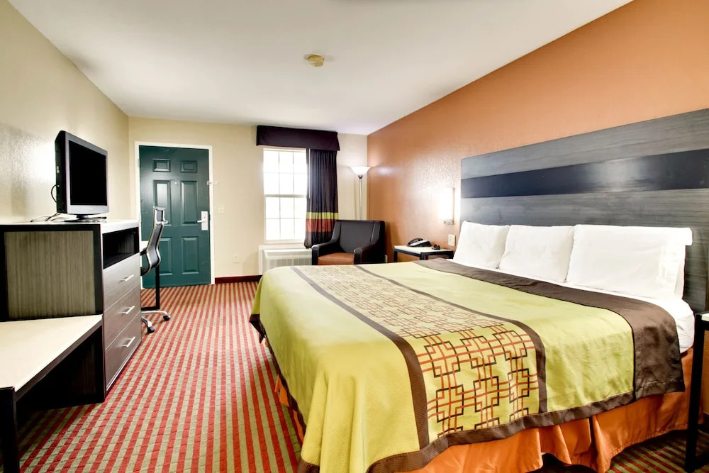 Key West Inn - Millbrook