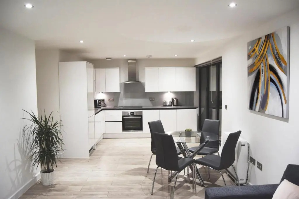 Morland House Apartments
