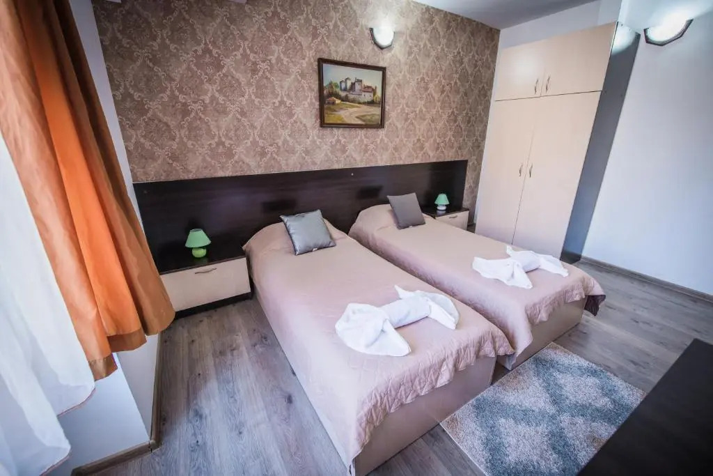 Vida Family Hotel -Top Central Location