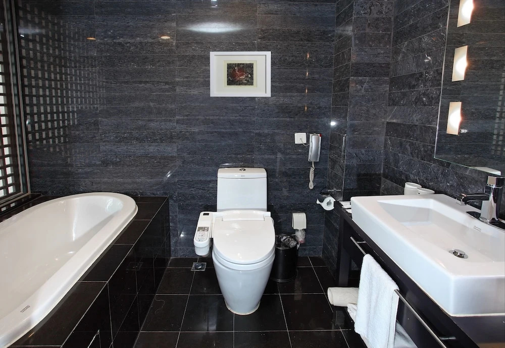 In-Zone Hotel & Apartment Tianjin
