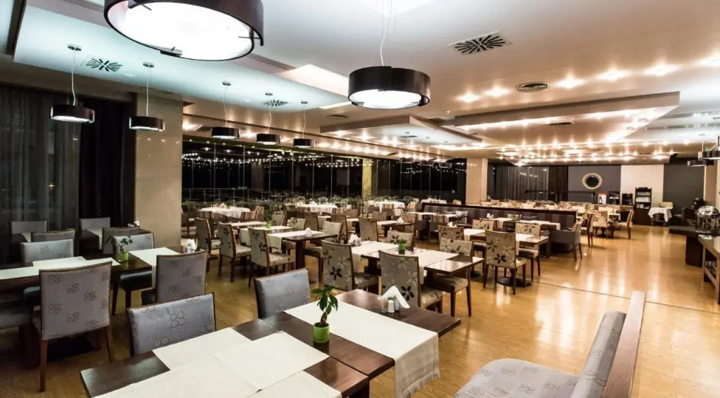 Elpida Resort & Spa