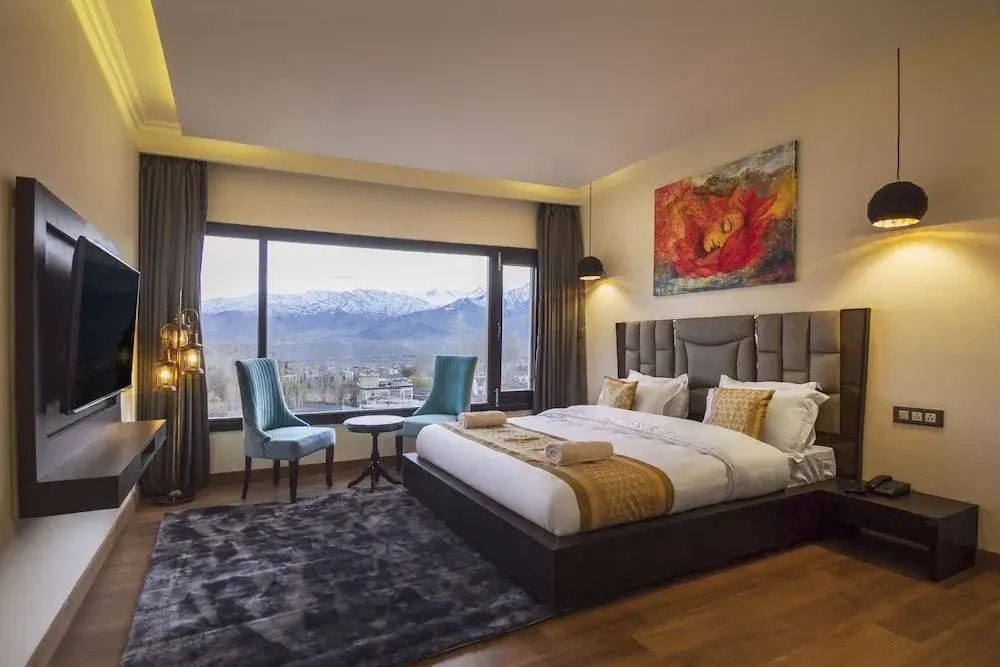Hotel Sia Residency