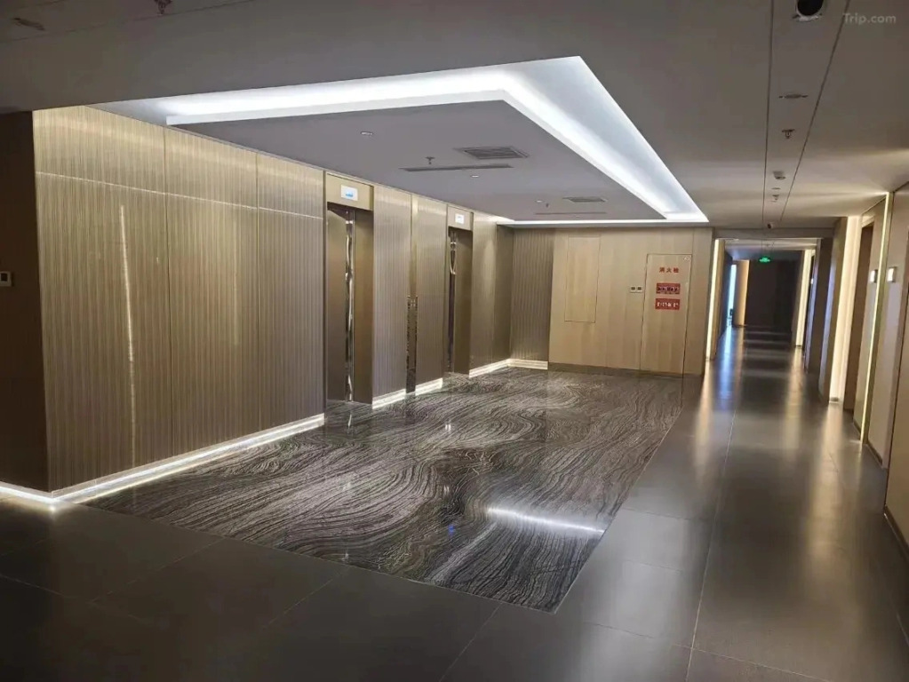 Отель Beijing Jiayi Warm Apartment Beijing Station Childrens Research Institute
