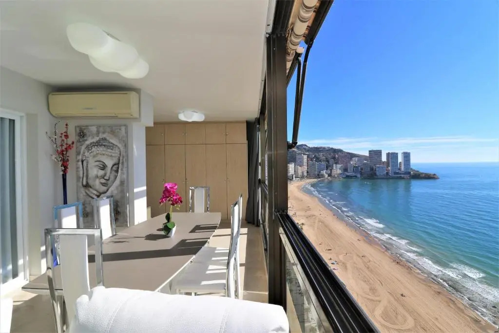 Los Gemelos 20 - Aloturin Benidorm