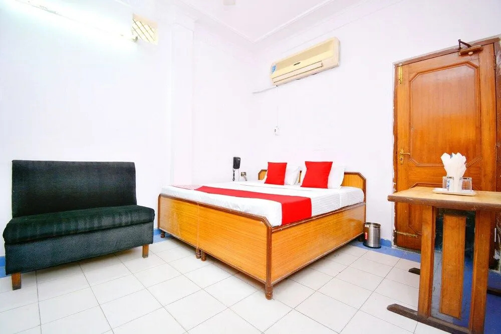 OYO 40793 Hotel S--55 Inn
