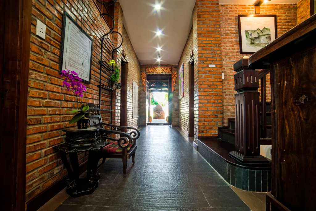 Calm House Hotel Hoi An
