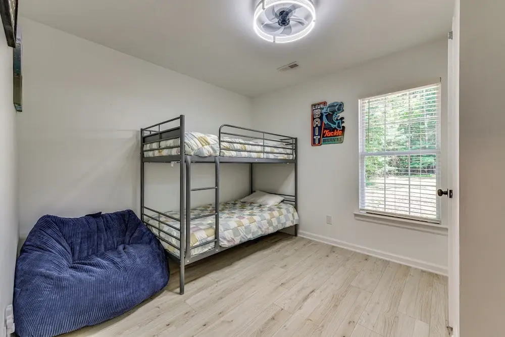 Mooresville Retreat w/ Patio, 1 Mi to Lake Norman!