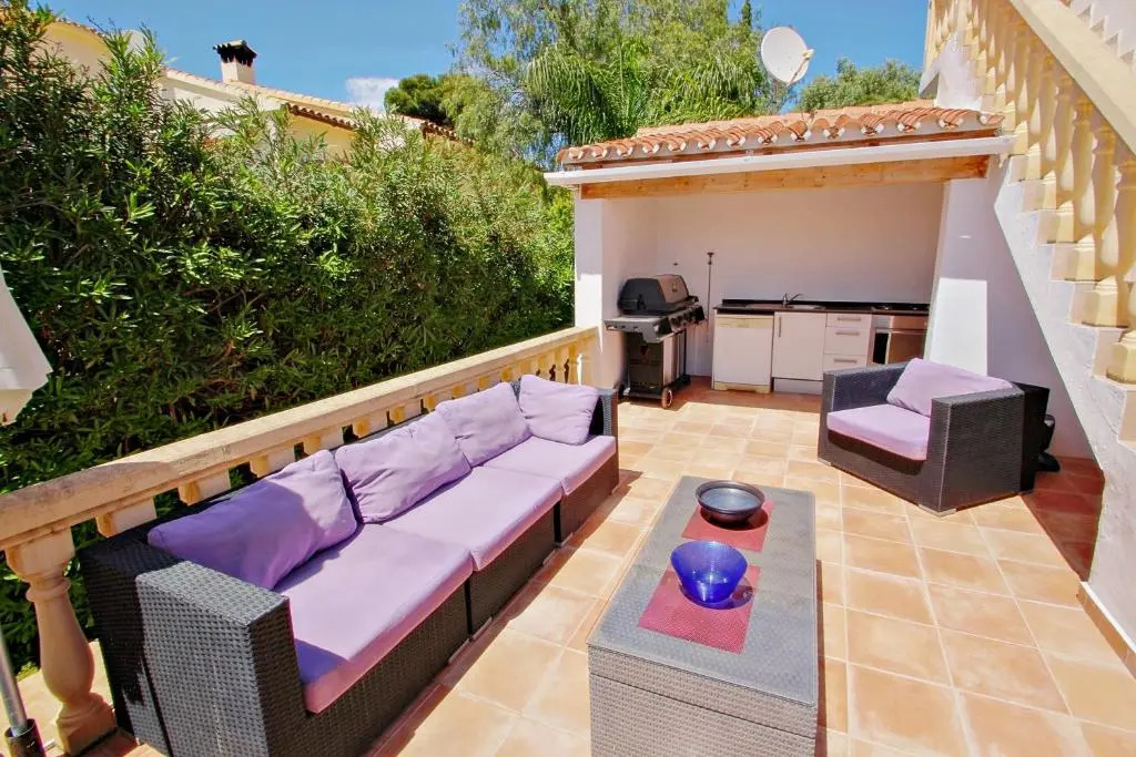 Michelle - sea view villa with private pool in Benissa