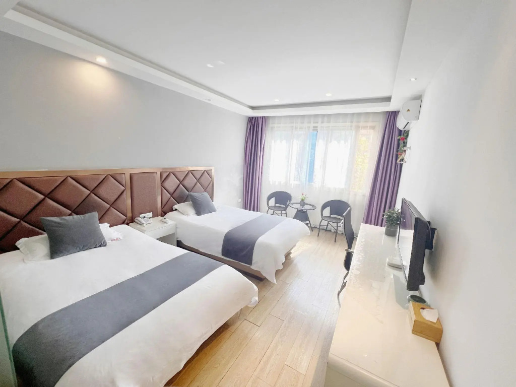 Shell Lishui High Speed Railway Station Hotel