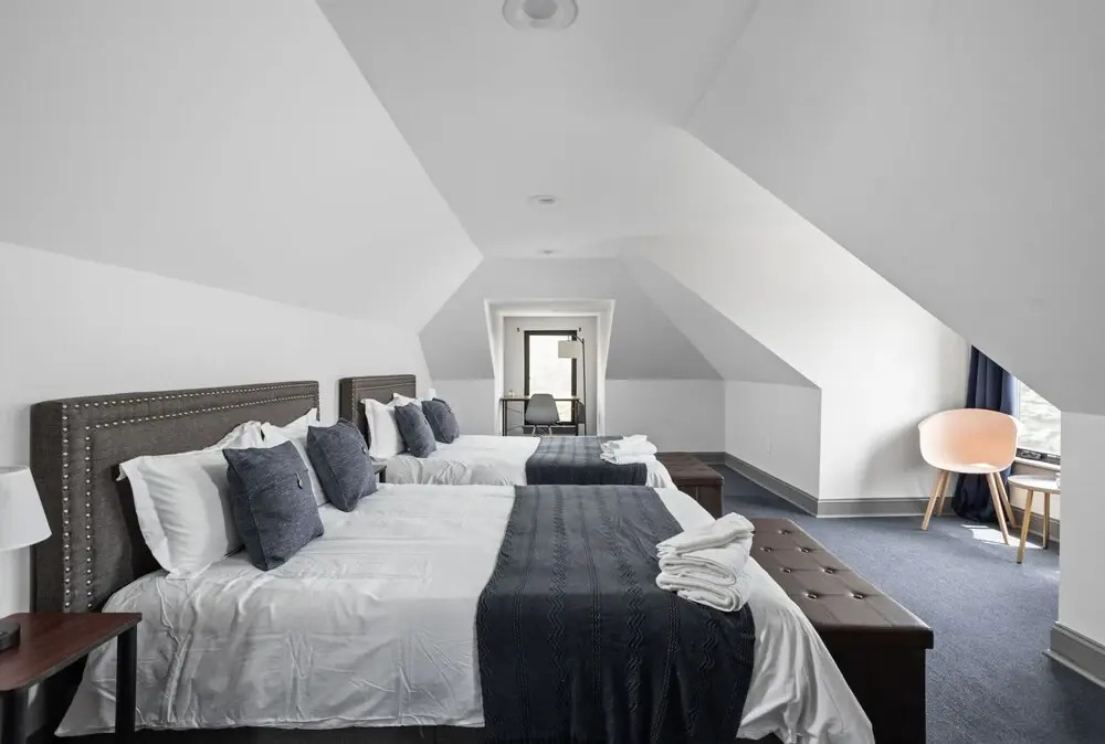 Modern Architect's Duplex by CozySuites