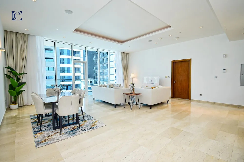 Premium 3BR Partial Sea View OCEANA