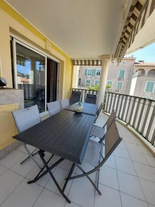 Appartement T3 agréable, proche centre et plage.