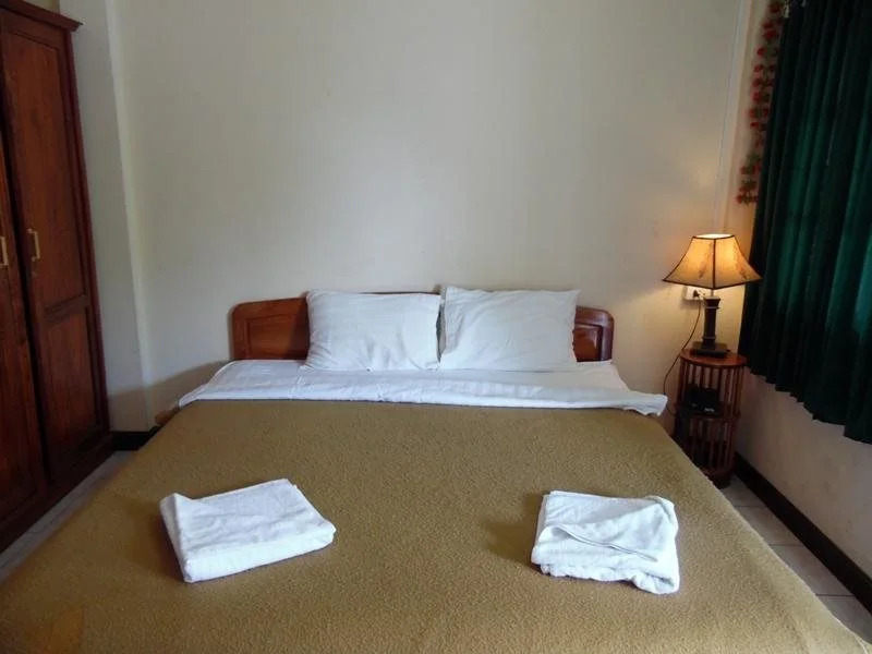 Dok Ban Hotel