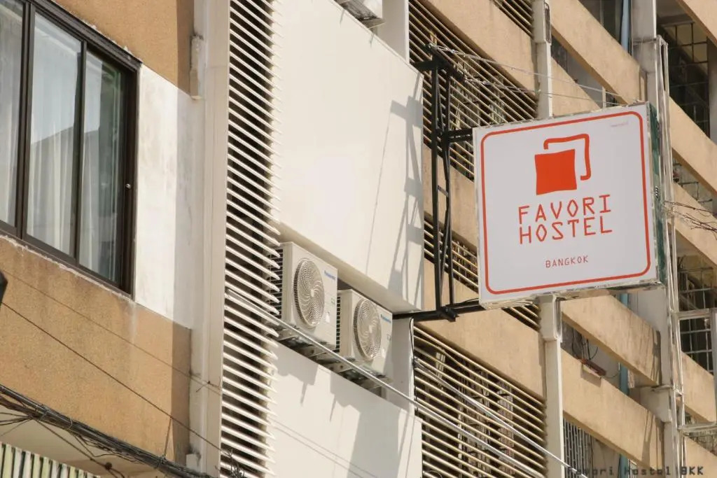 Favori Hostel Bangkok Surawong