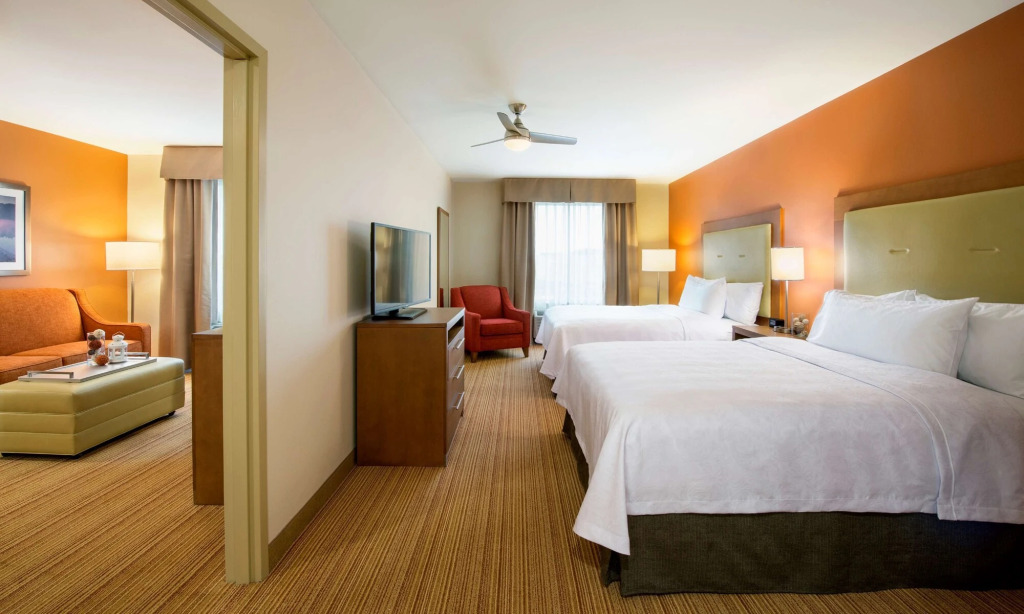 Homewood Suites by Hilton Winnipeg Airport - Polo Park