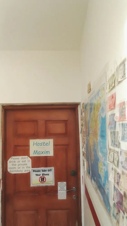 Hostel Maxim