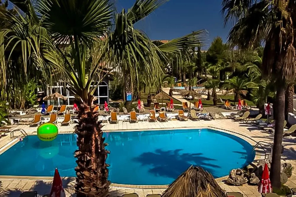 Laganas Tropicana