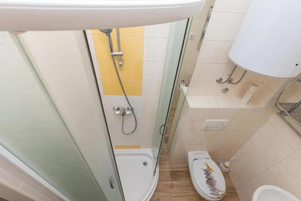 EAST SIDE deluxe suite