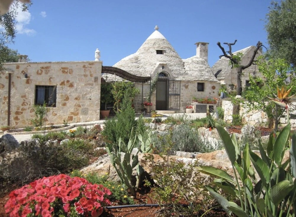 Spacious Villa with Private Pool in Castellana Grotte