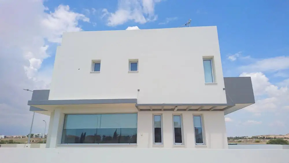 T and E Villa