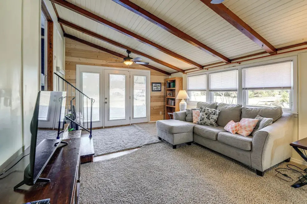 7 Mi to Neuse River! Family Home w/ Poolside Oasis