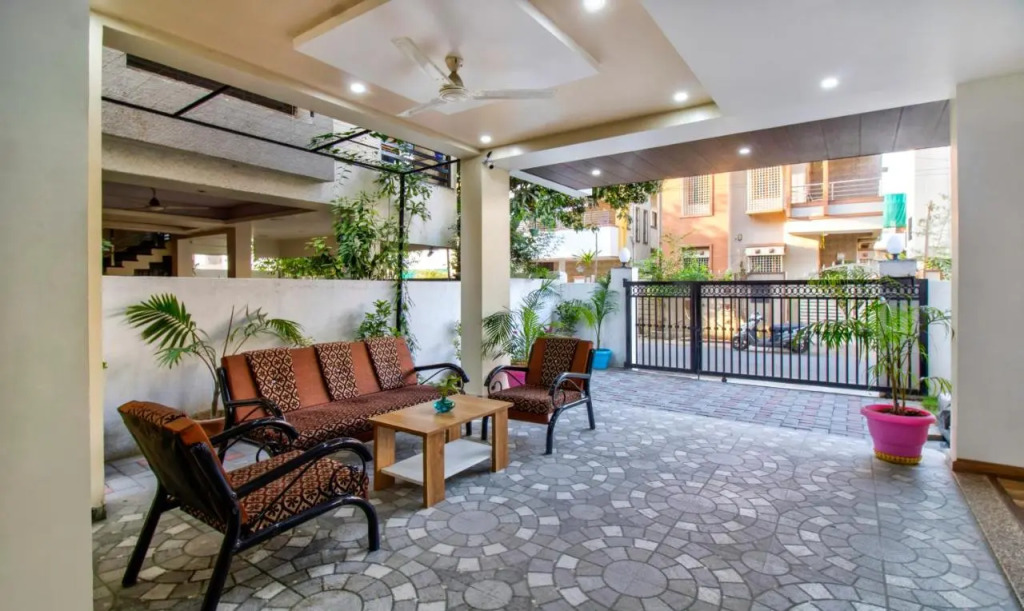 Itsy Hotels Shri Guru Service Apartment