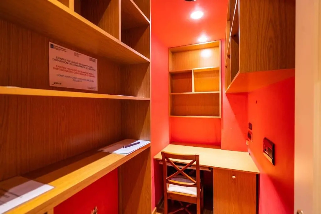 Duplex 2 habit. Parking en edificio.