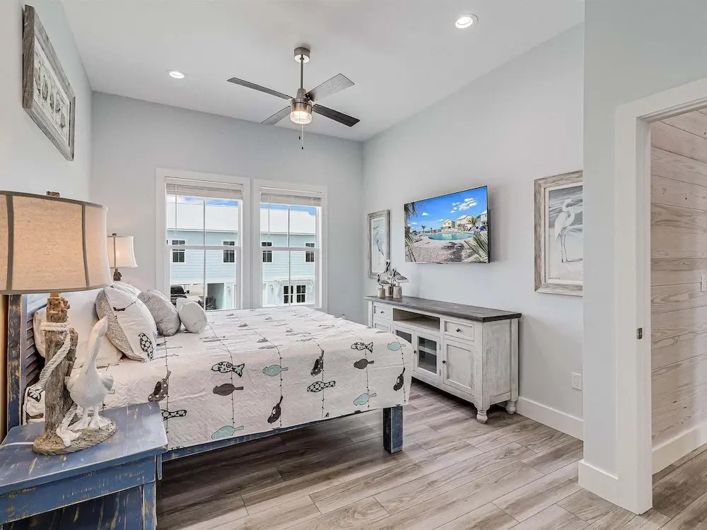 Bliss On The Bay Sp163167 6 Bedroom Home