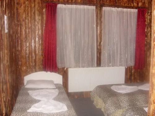 Catlak Hotel