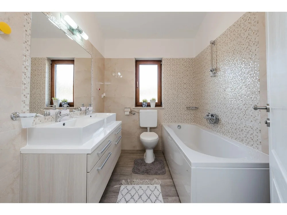 Villa More