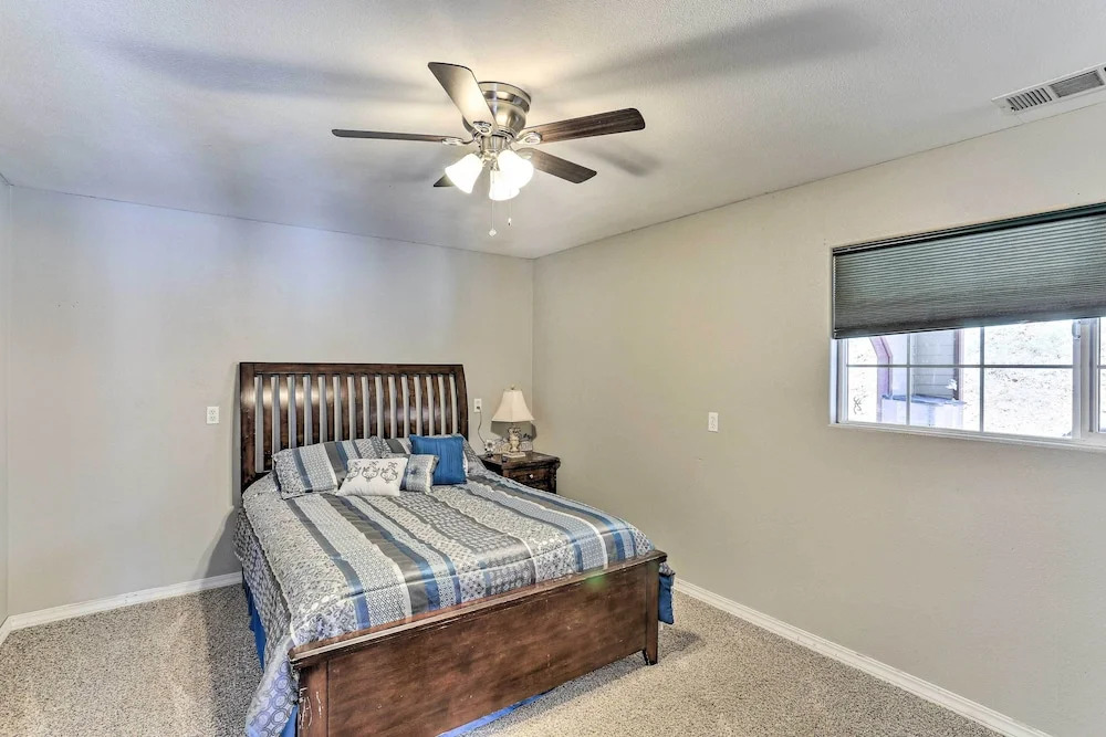 Private Pool & Game Room: Family Weaverville Gem