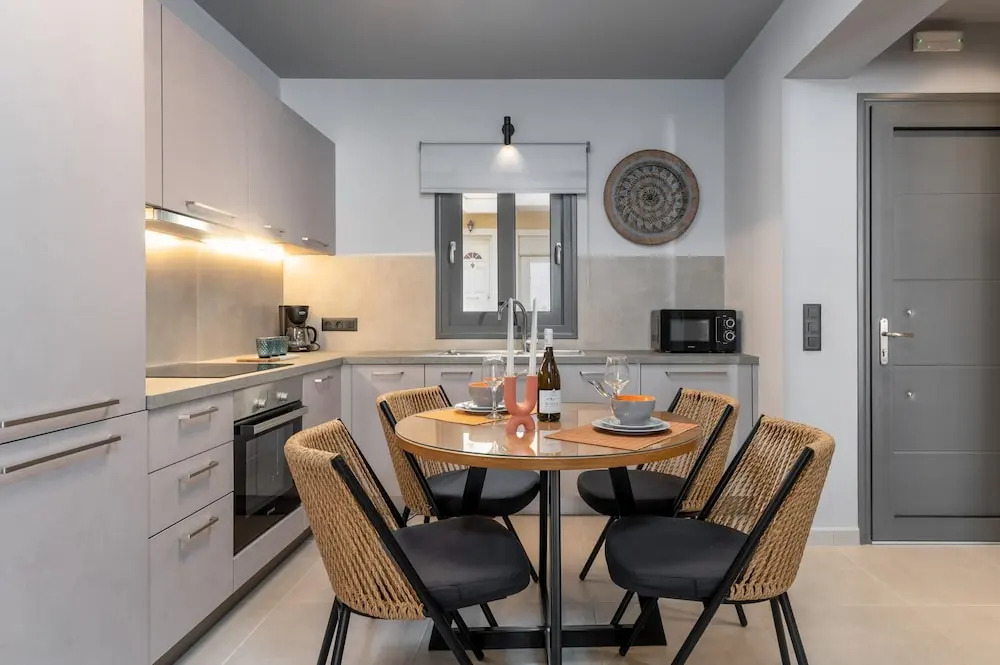 Junior Suite With Veranda Sleeps 2 Adults 2 ch